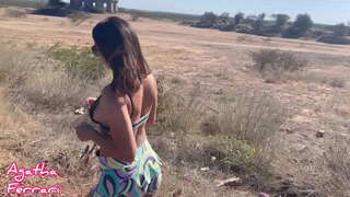 SZERETEK ÜLNI AZ ERŐDBEN