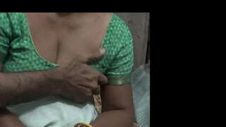 Paso nai co seu tesón fillo compartir cama de solteiro