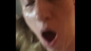 Tidligt om morgenen blowjob og sex med blonde bombshell MIlF Tidligt om morgenen blowjob og sex med blonde bombshell MIlF